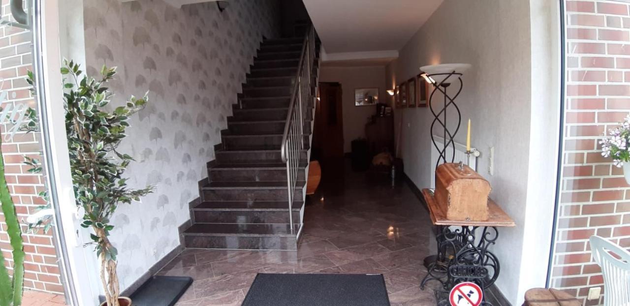 Gaestehaus Hoeltig Havekost Buitenkant foto